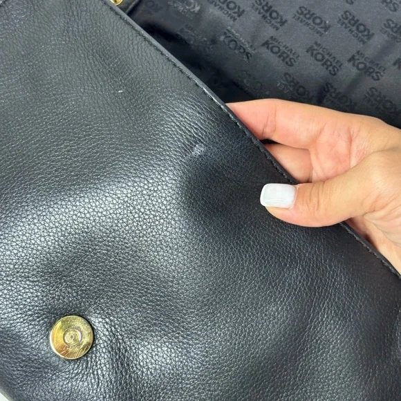 Michael Kors Beverly Oversized Clutch Black Supple Leather Convertible - Picture 10 of 10